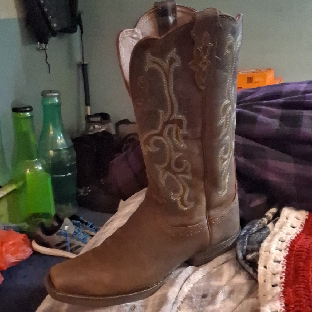 Justin Boots Brown Embroidered Western Cowboy Boots